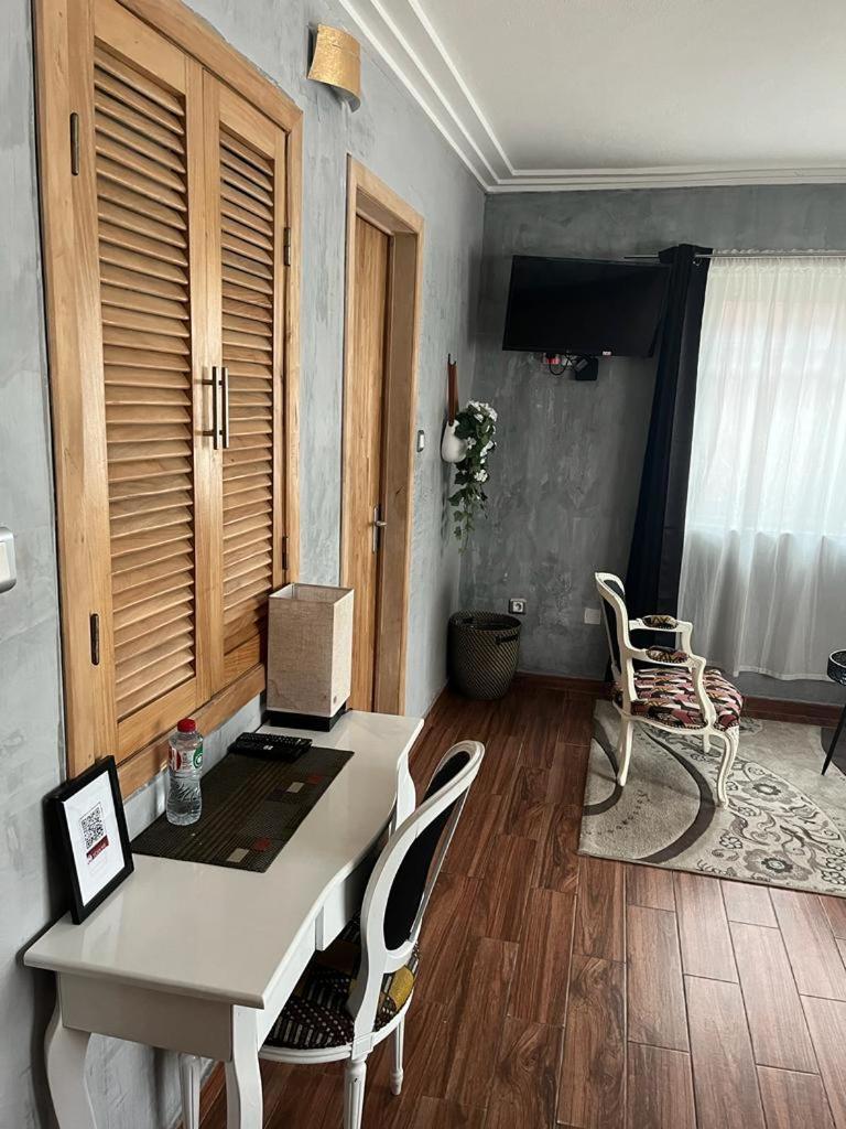 La Villa Saint Jean Котону Екстер'єр фото